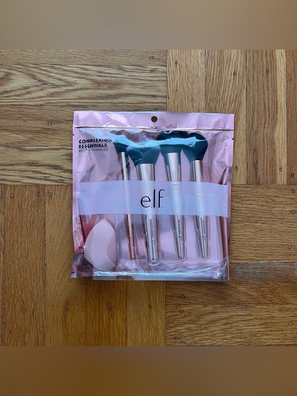 ELF Cosmetics Essentials Brush Set